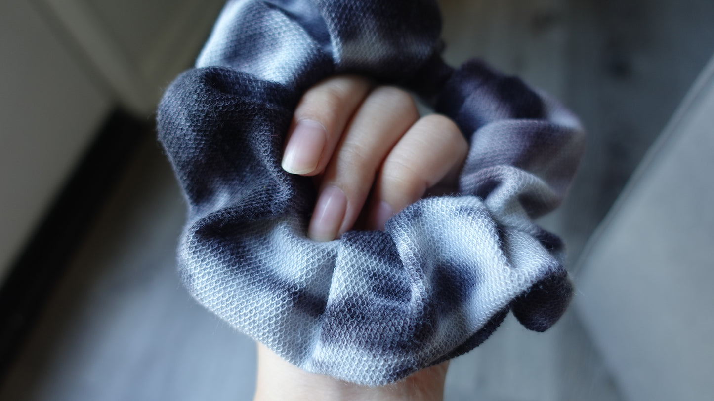 milkysoft black scrunx