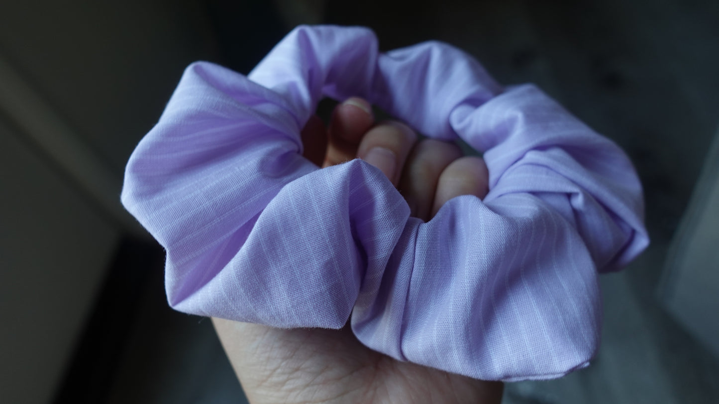 hazy lavender scrunx