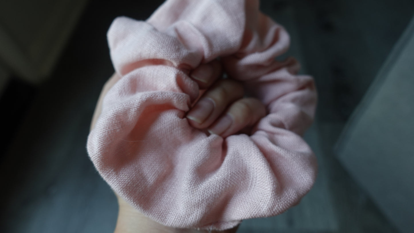 pastel pink scrunx